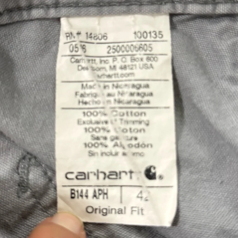 Two Carhartt Men's Khaki Shorts Size 42 Original Fit - Picture 7 of 12